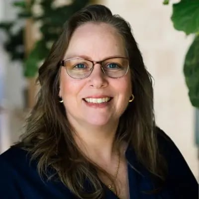 Justine Bennett, Accounting Manager